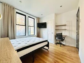 Building Photo - Furnished room/NOT APARTMENT