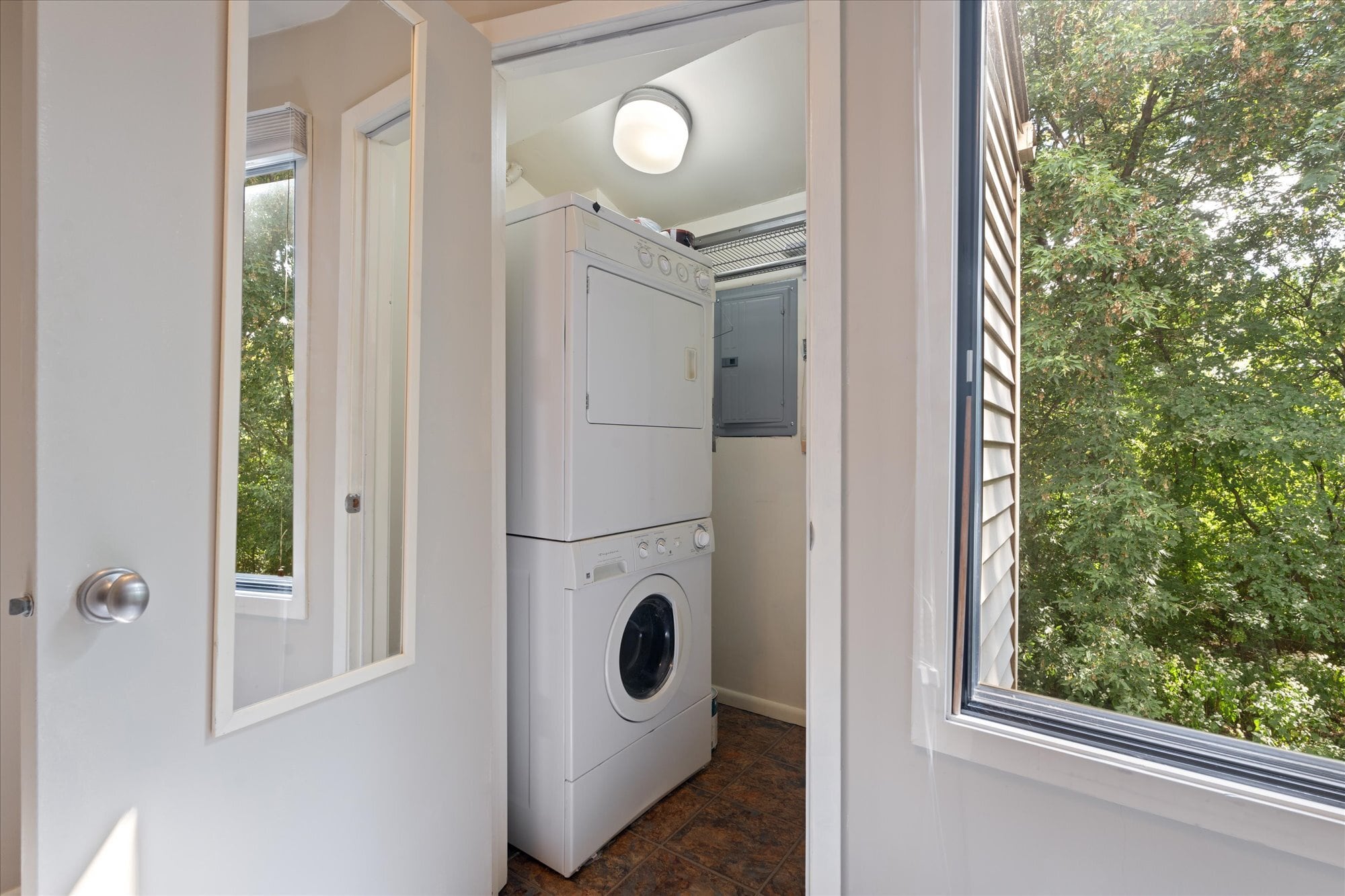 utilitiy close in Bedroom 3 - 4761 Cedar Lake Rd S