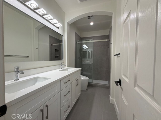 Building Photo - 18 Mineral King