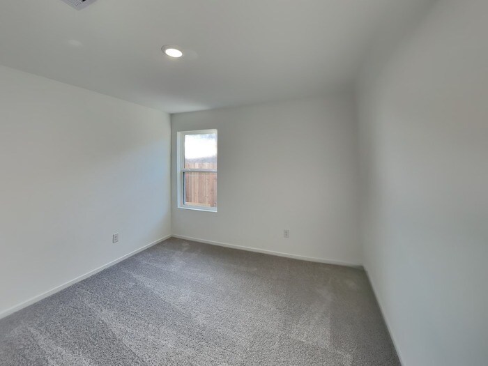 Building Photo - 417 Texas Pecan Dr