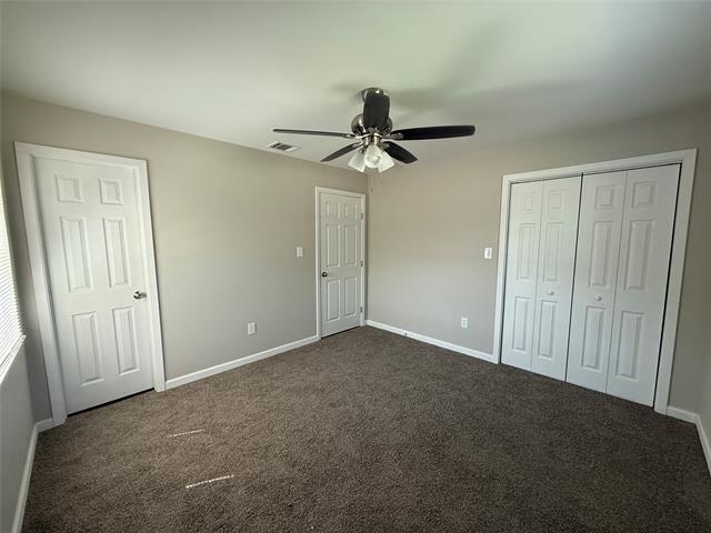 Building Photo - 2820 Oates Dr