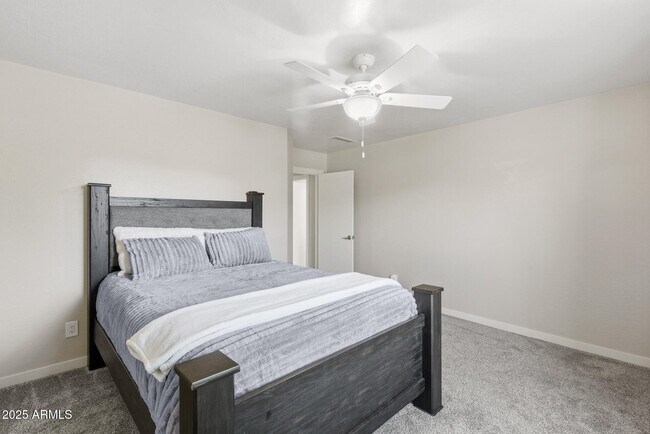 Building Photo - 15912 Centipede Dr