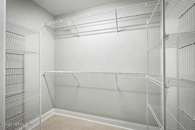 Building Photo - 2210 Shepard St