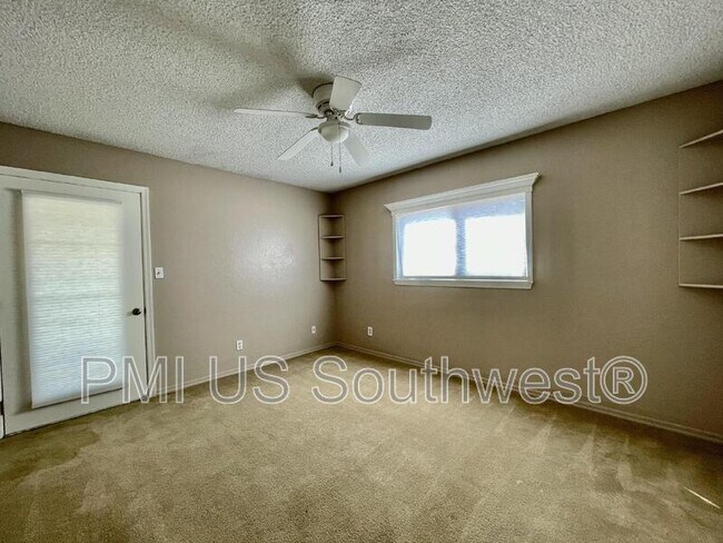 Building Photo - 3619 Gem St