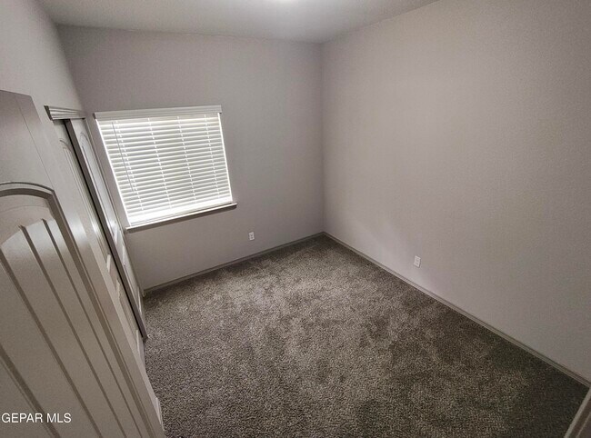 Building Photo - 4552 Josefina Santillana St