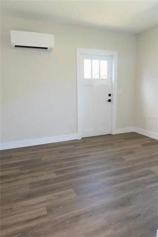 Building Photo - 2709 Arc Dr