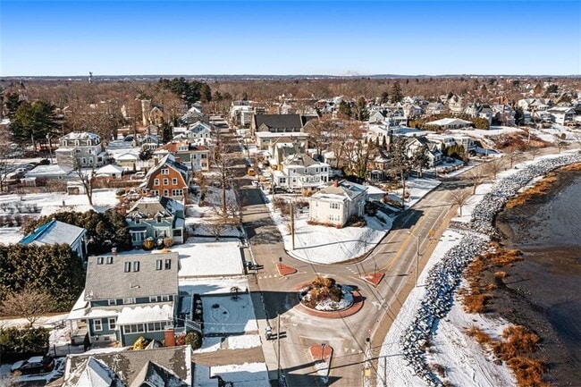 Building Photo - 118 Ocean Ave