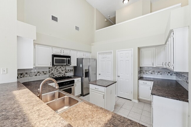 Building Photo - 7419 Timber Ridge Trail