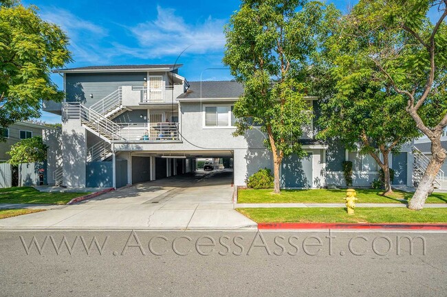 Building Photo - Fullerton Condo Near CSUF + Easy Freeway Access