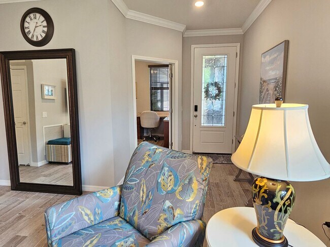 Building Photo - Annual Furnished 2 Bedroom 2 Bathroom with a Flex Room in Island Walk!