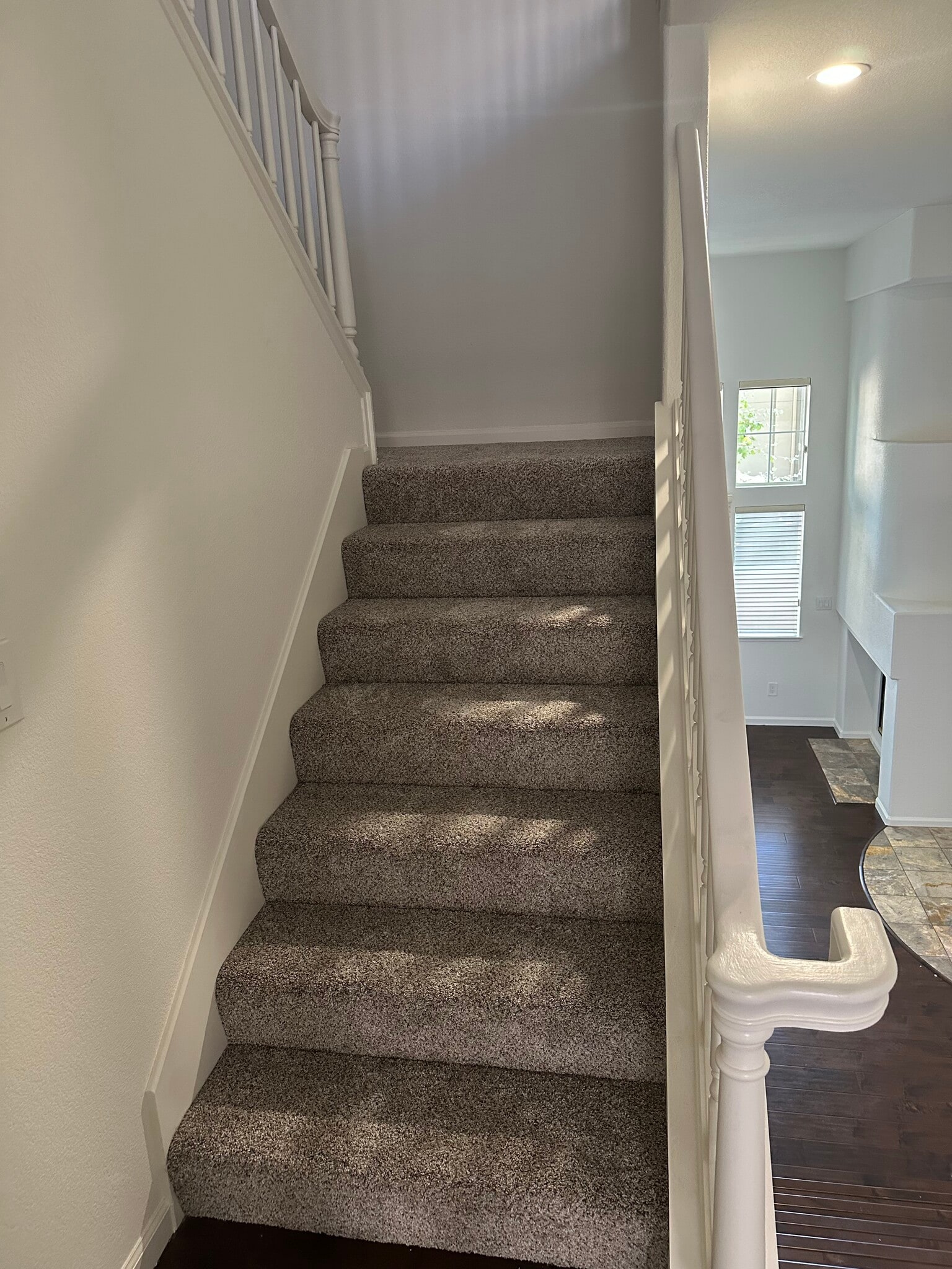 Building Photo - 542 Mill River Ln