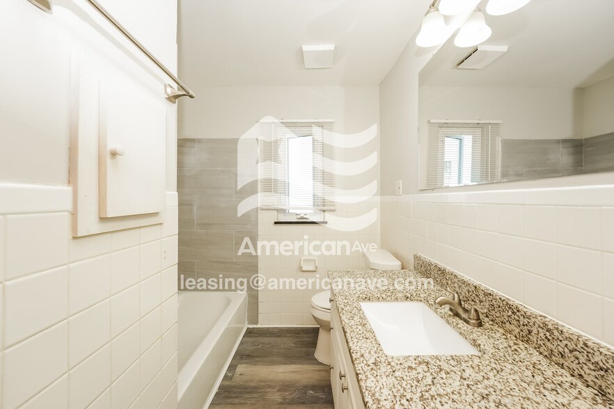 Building Photo - 61 Sunnycliff Dr