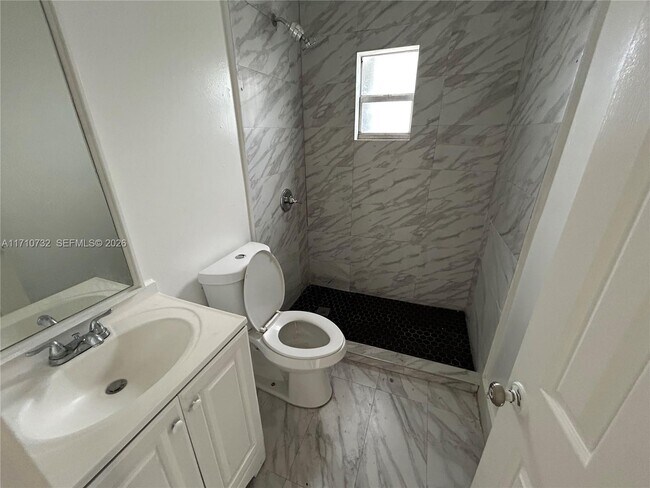 Building Photo - 3529 NW 34th St