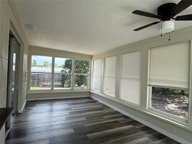 Building Photo - 3708 Winder Dr