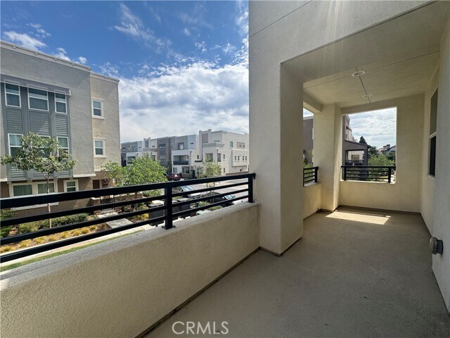 Building Photo - 11016 Summertree Dr
