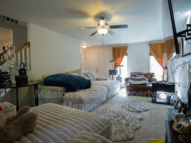 Building Photo - 11412 Parrish Creek Ln