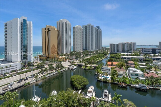 Building Photo - 16400 Collins Ave