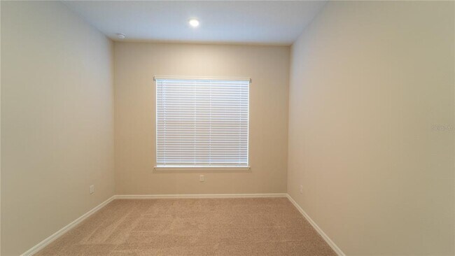 Building Photo - 16446 Lone Oak Cir