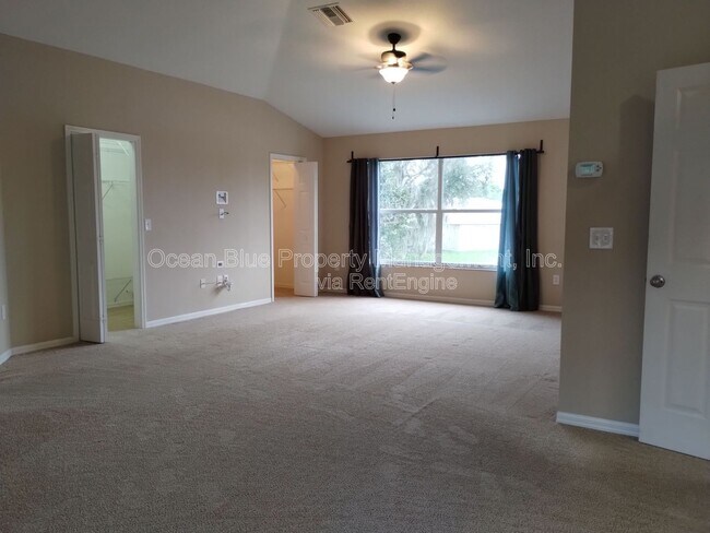 Building Photo - 27217 Breakers Dr