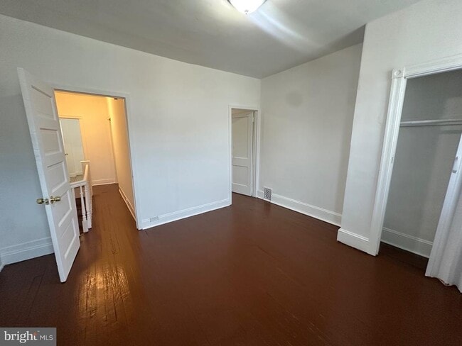 Building Photo - 3130 N Bambrey St