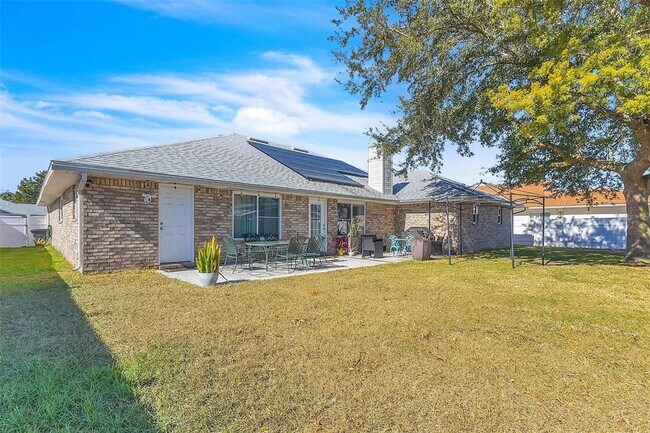 Building Photo - 37 Princeton Ln