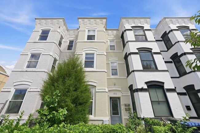 Building Photo - 1513 4th St NW