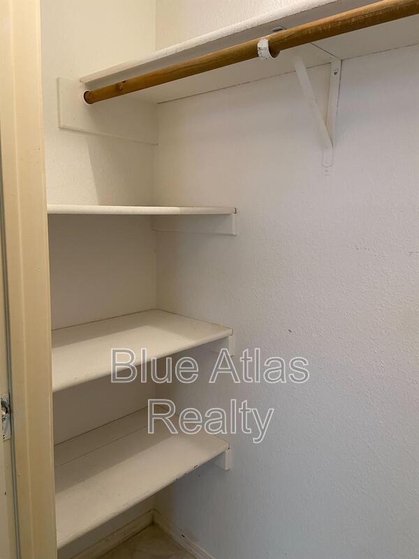 Building Photo - 4854 Starcrest Ct