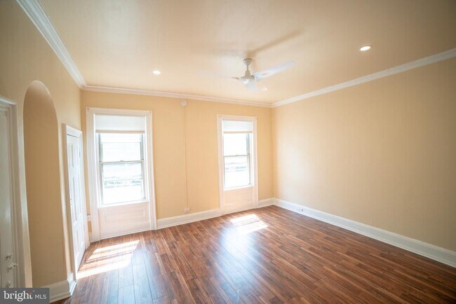 Building Photo - 404 S 22nd St