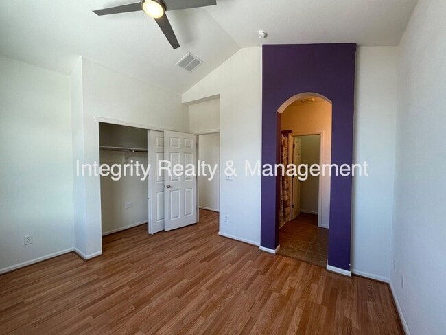 Building Photo - 1399 Turnberry Pl