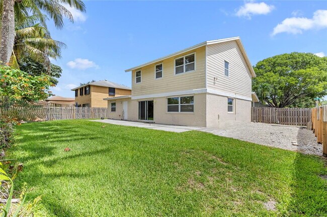 Building Photo - 11610 NW 43rd St