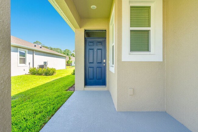 Building Photo - Refined Living in Halifax Plantation – Con...