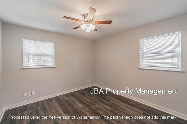 Building Photo - 3515 Selk Ave