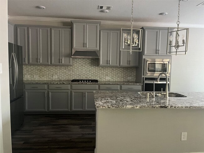 Building Photo - 13411 Lake Willoughby Ln