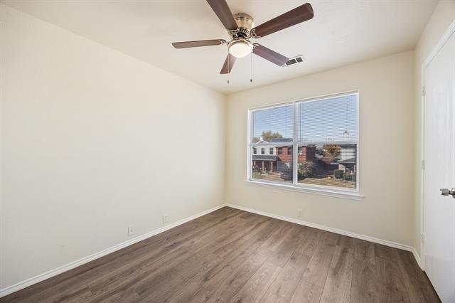 Building Photo - 211 Prentice Dr