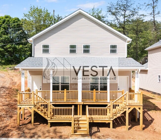Building Photo - 13 Rolos Wy
