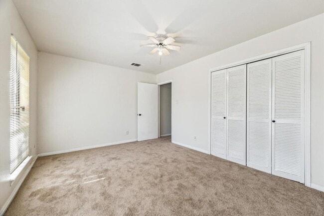 Building Photo - 7850 Leonora St