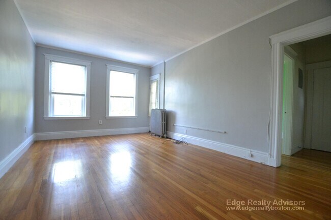Building Photo - 1734 Commonwealth Avenue