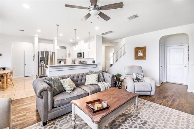 Building Photo - 12309 Calibri Ln