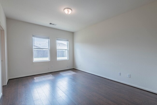 Building Photo - 1012 Blue Beech Ln