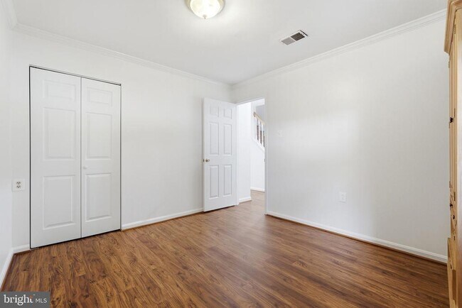 Building Photo - 9663 Franklin Woods Pl