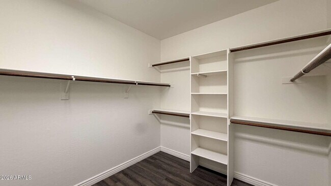 Building Photo - 2614 E Fremont Rd