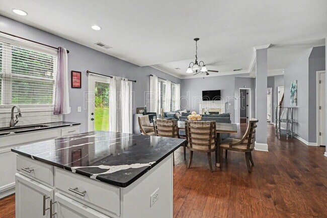 Building Photo - 2909 Estate View Ct