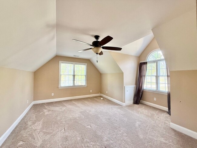 Building Photo - Spacious 3BD, 2.5BA Raleigh Home with First Floor Primary Bedroom & Fenced Yard