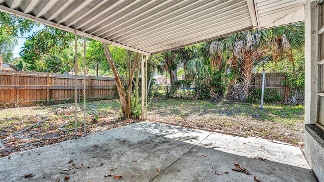 Building Photo - 1460 S Betty Ln