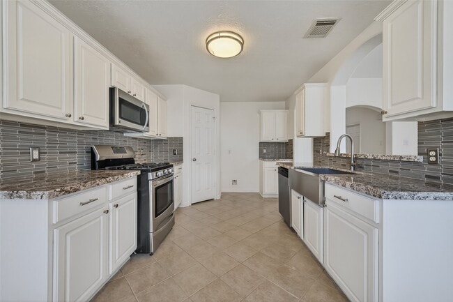 Building Photo - 13211 Barton Meadow Ln