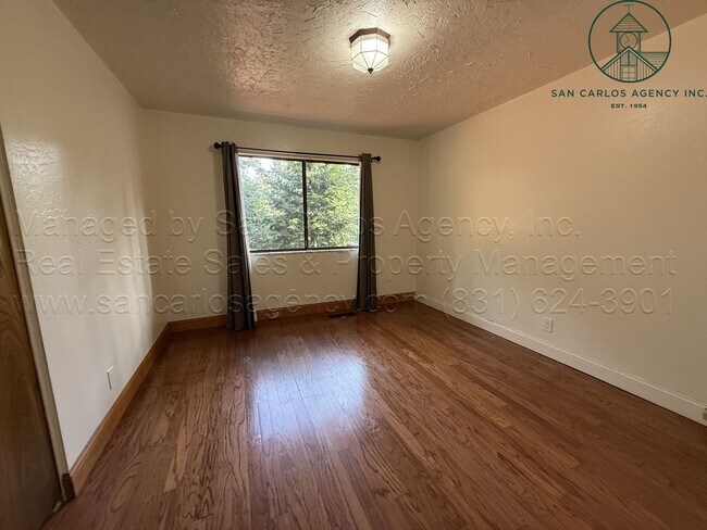 Building Photo - Spacious Three Bedroom Spanish Style Home in Upper Pebble Beach