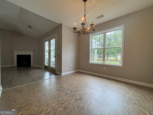 Building Photo - 201 Brookstone Dr SW