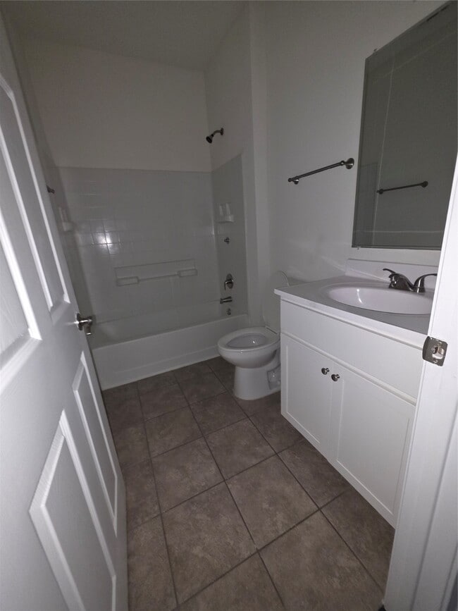 Building Photo - 8810 Bent Oak Ln