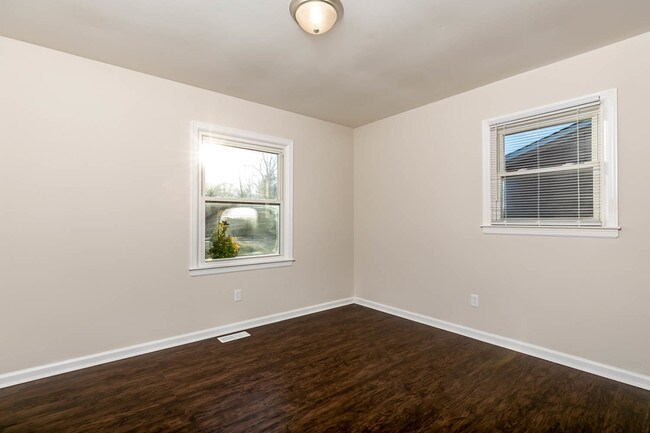 Building Photo - 145 Newcastle St