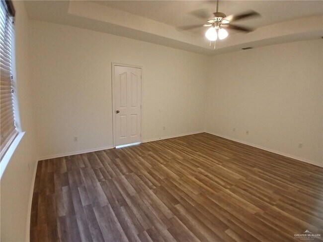 Building Photo - 128 San Jacinto St